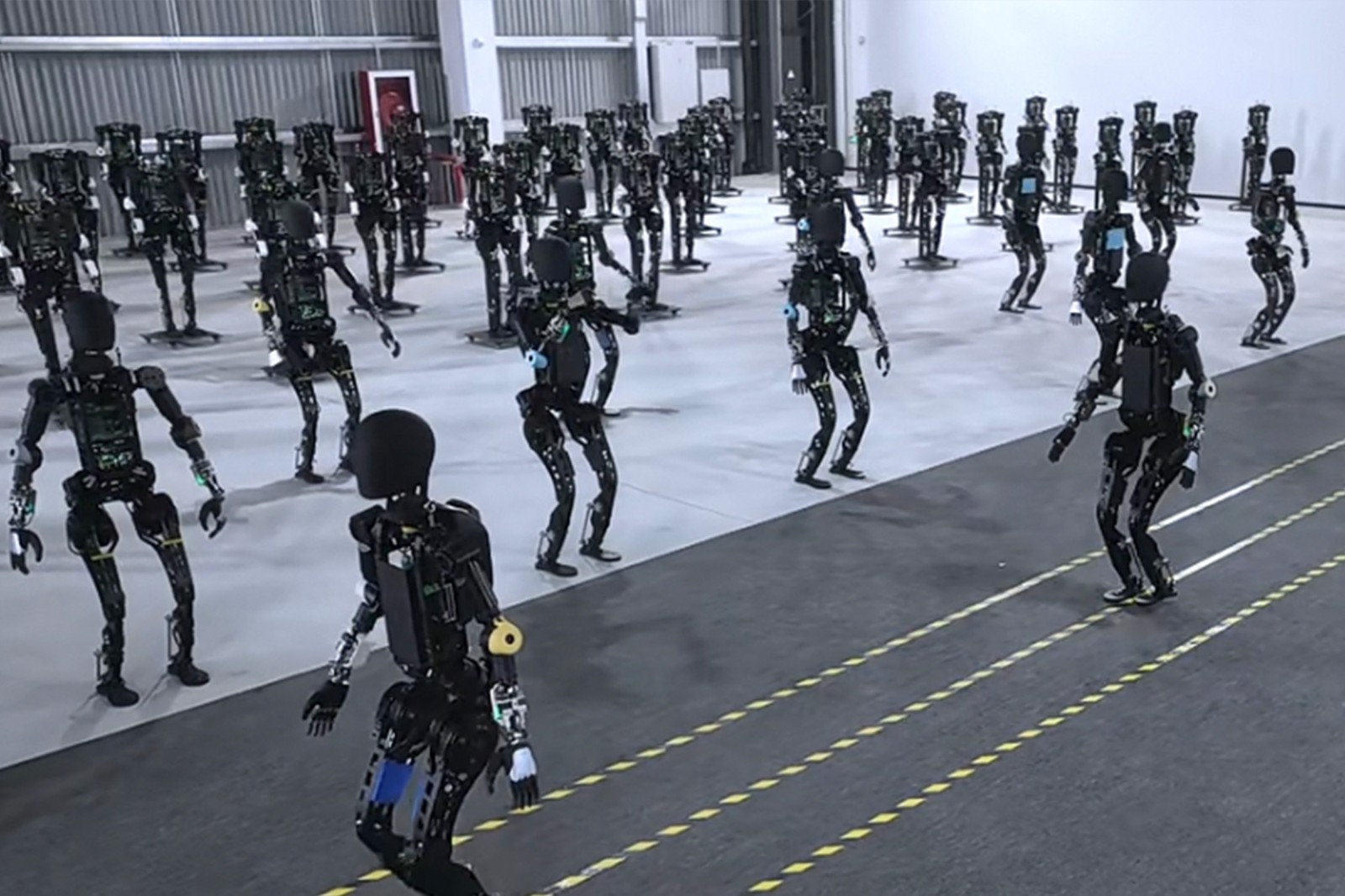 星空电竞开启通用机器人商用量产